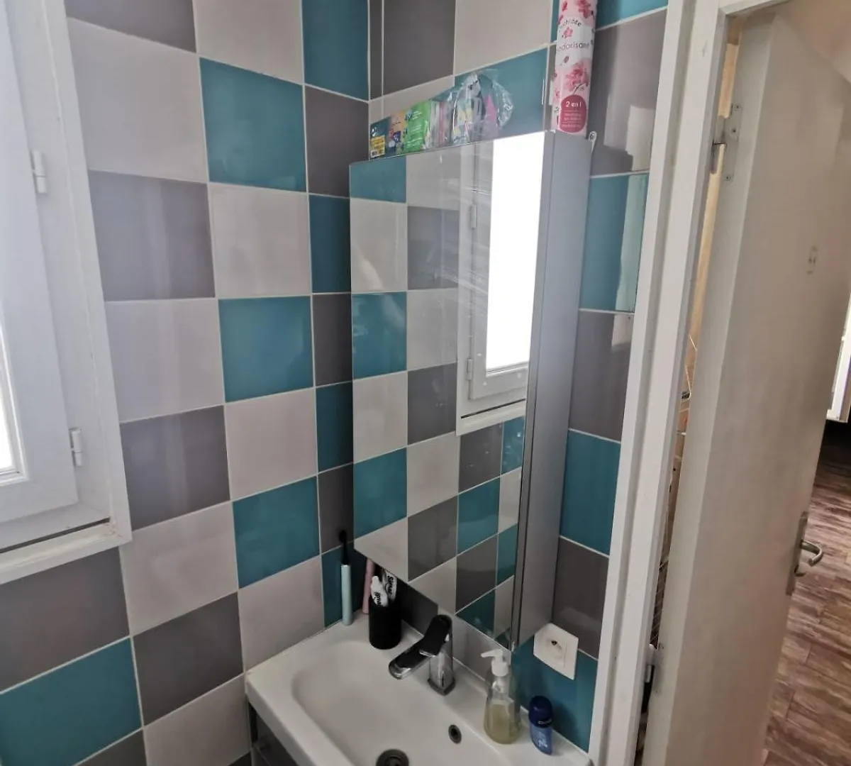 Charming Flat Near Gare Du Nord Station Apartment *